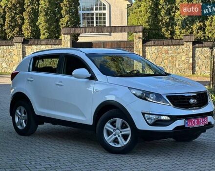 Білий Кіа Sportage, об'ємом двигуна 1.59 л та пробігом 219 тис. км за 12900 $, фото 505 на Automoto.ua