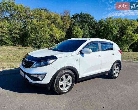 Белый Киа Sportage, объемом двигателя 1.7 л и пробегом 243 тыс. км за 13200 $, фото 9 на Automoto.ua