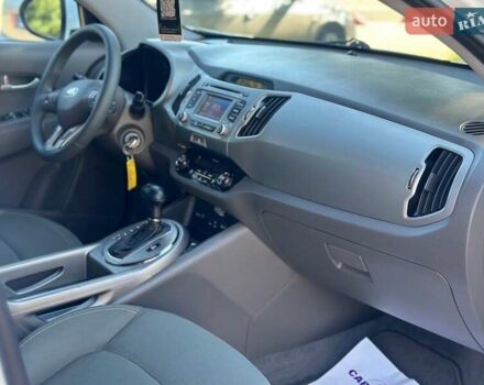 Белый Киа Sportage, объемом двигателя 2.36 л и пробегом 230 тыс. км за 11450 $, фото 21 на Automoto.ua