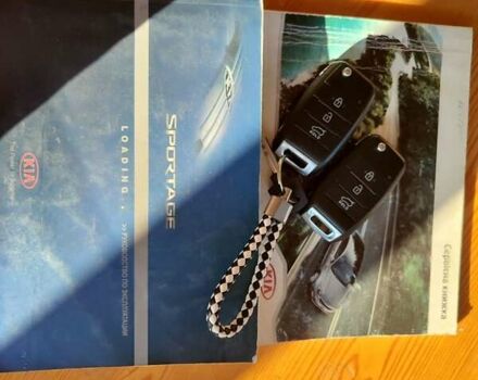 Белый Киа Sportage, объемом двигателя 1.7 л и пробегом 243 тыс. км за 13200 $, фото 33 на Automoto.ua