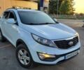 Белый Киа Sportage, объемом двигателя 1.7 л и пробегом 188 тыс. км за 14000 $, фото 3 на Automoto.ua