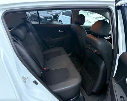 Белый Киа Sportage, объемом двигателя 2 л и пробегом 127 тыс. км за 14690 $, фото 31 на Automoto.ua