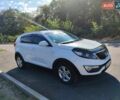 Белый Киа Sportage, объемом двигателя 1.7 л и пробегом 243 тыс. км за 13200 $, фото 1 на Automoto.ua