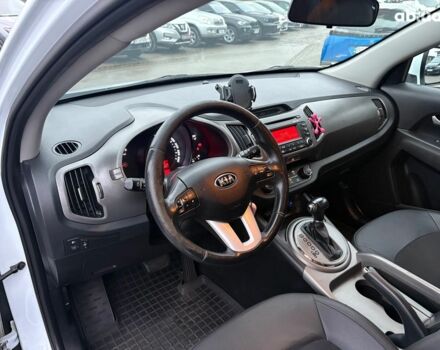 Белый Киа Sportage, объемом двигателя 2 л и пробегом 127 тыс. км за 14690 $, фото 18 на Automoto.ua
