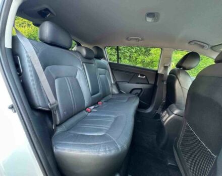 Белый Киа Sportage, объемом двигателя 2 л и пробегом 86 тыс. км за 7600 $, фото 9 на Automoto.ua