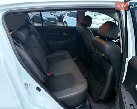 Белый Киа Sportage, объемом двигателя 2 л и пробегом 127 тыс. км за 14690 $, фото 31 на Automoto.ua