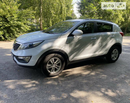 Белый Киа Sportage, объемом двигателя 1.7 л и пробегом 97 тыс. км за 13900 $, фото 7 на Automoto.ua