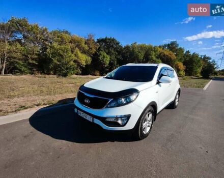 Белый Киа Sportage, объемом двигателя 1.7 л и пробегом 243 тыс. км за 13200 $, фото 3 на Automoto.ua