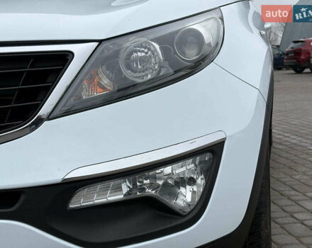 Белый Киа Sportage, объемом двигателя 2 л и пробегом 127 тыс. км за 14690 $, фото 13 на Automoto.ua