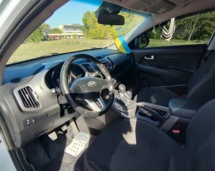 Белый Киа Sportage, объемом двигателя 1.7 л и пробегом 243 тыс. км за 13200 $, фото 15 на Automoto.ua