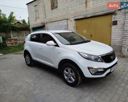 Белый Киа Sportage, объемом двигателя 2 л и пробегом 194 тыс. км за 11900 $, фото 4 на Automoto.ua
