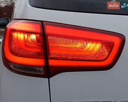 Білий Кіа Sportage, об'ємом двигуна 1.69 л та пробігом 230 тис. км за 14440 $, фото 13 на Automoto.ua