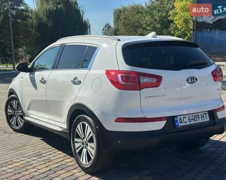 Белый Киа Sportage, объемом двигателя 2.36 л и пробегом 230 тыс. км за 11450 $, фото 14 на Automoto.ua