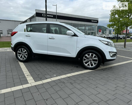 Белый Киа Sportage, объемом двигателя 1.69 л и пробегом 138 тыс. км за 13500 $, фото 4 на Automoto.ua