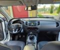 Белый Киа Sportage, объемом двигателя 2 л и пробегом 112 тыс. км за 8900 $, фото 10 на Automoto.ua