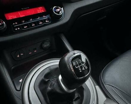 Белый Киа Sportage, объемом двигателя 1.6 л и пробегом 171 тыс. км за 13800 $, фото 37 на Automoto.ua