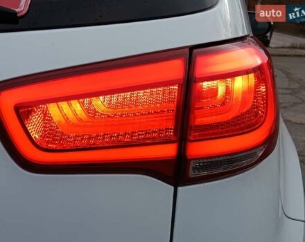 Білий Кіа Sportage, об'ємом двигуна 1.69 л та пробігом 230 тис. км за 14440 $, фото 14 на Automoto.ua