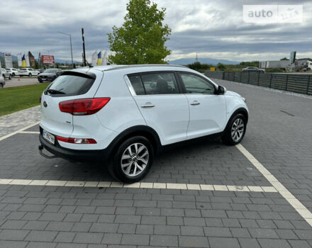 Белый Киа Sportage, объемом двигателя 1.69 л и пробегом 138 тыс. км за 13500 $, фото 7 на Automoto.ua