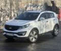 Білий Кіа Sportage, об'ємом двигуна 2 л та пробігом 229 тис. км за 13750 $, фото 2 на Automoto.ua