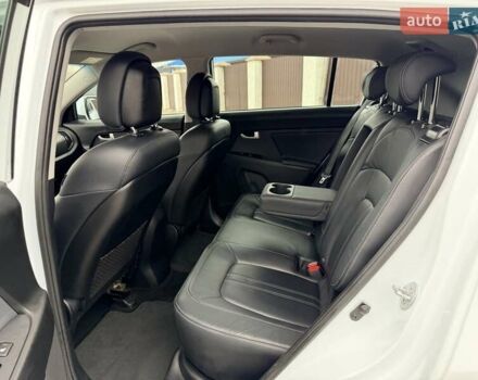 Белый Киа Sportage, объемом двигателя 2 л и пробегом 191 тыс. км за 15850 $, фото 40 на Automoto.ua
