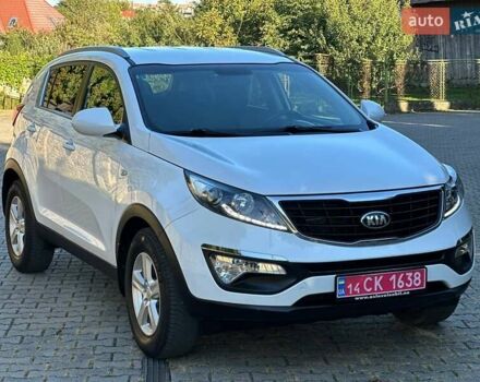 Білий Кіа Sportage, об'ємом двигуна 1.59 л та пробігом 219 тис. км за 12900 $, фото 13 на Automoto.ua