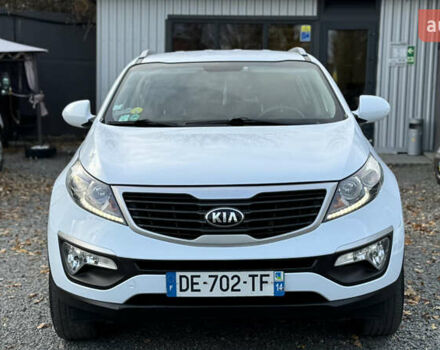 Белый Киа Sportage, объемом двигателя 1.7 л и пробегом 219 тыс. км за 12999 $, фото 3 на Automoto.ua