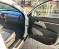 Белый Киа Sportage, объемом двигателя 1.69 л и пробегом 236 тыс. км за 14000 $, фото 14 на Automoto.ua