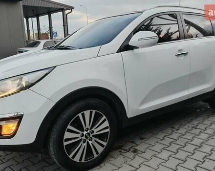 Білий Кіа Sportage, об'ємом двигуна 2 л та пробігом 211 тис. км за 15300 $, фото 13 на Automoto.ua