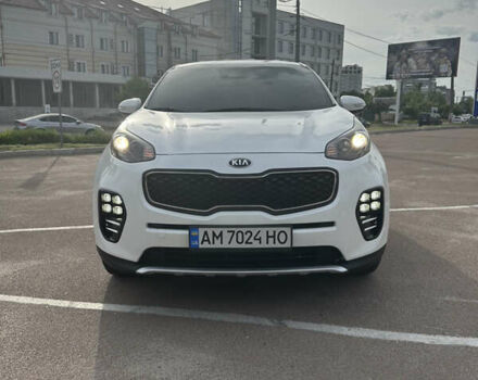 Білий Кіа Sportage, об'ємом двигуна 1.7 л та пробігом 137 тис. км за 16999 $, фото 5 на Automoto.ua