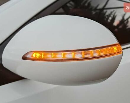 Білий Кіа Sportage, об'ємом двигуна 2 л та пробігом 211 тис. км за 15300 $, фото 12 на Automoto.ua