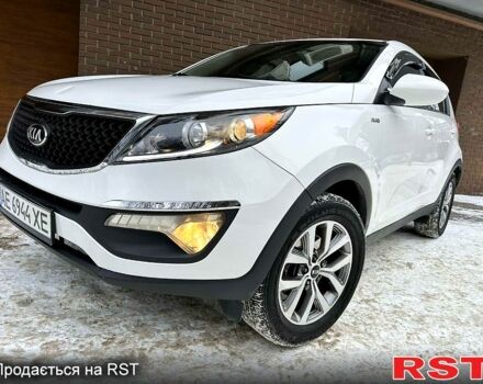 Белый Киа Sportage, объемом двигателя 2.4 л и пробегом 80 тыс. км за 13000 $, фото 2 на Automoto.ua