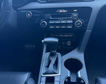 Белый Киа Sportage, объемом двигателя 2 л и пробегом 135 тыс. км за 20100 $, фото 15 на Automoto.ua