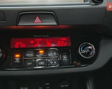 Білий Кіа Sportage, об'ємом двигуна 2 л та пробігом 211 тис. км за 15300 $, фото 42 на Automoto.ua