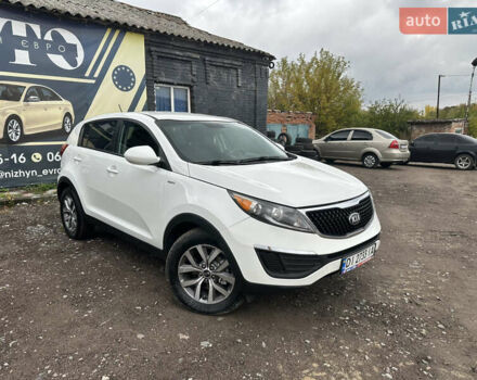 Белый Киа Sportage, объемом двигателя 2.36 л и пробегом 254 тыс. км за 12700 $, фото 4 на Automoto.ua