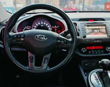 Білий Кіа Sportage, об'ємом двигуна 2 л та пробігом 211 тис. км за 15300 $, фото 58 на Automoto.ua