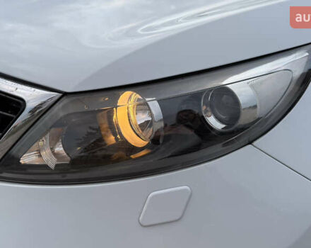 Белый Киа Sportage, объемом двигателя 1.7 л и пробегом 142 тыс. км за 14999 $, фото 15 на Automoto.ua