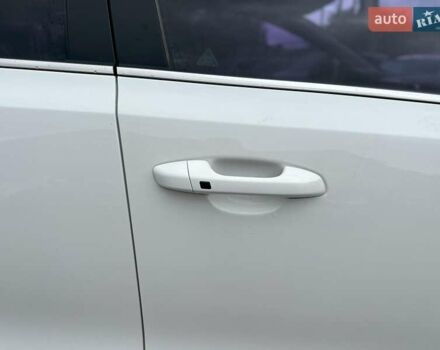 Белый Киа Sportage, объемом двигателя 2 л и пробегом 205 тыс. км за 16670 $, фото 14 на Automoto.ua
