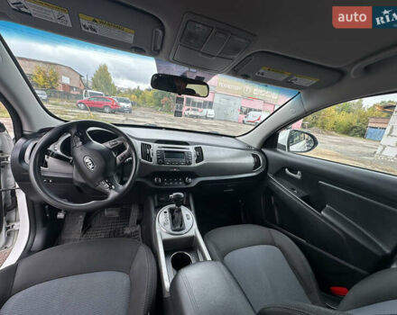 Белый Киа Sportage, объемом двигателя 2.36 л и пробегом 254 тыс. км за 12700 $, фото 29 на Automoto.ua
