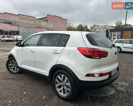 Белый Киа Sportage, объемом двигателя 2.36 л и пробегом 254 тыс. км за 12700 $, фото 17 на Automoto.ua