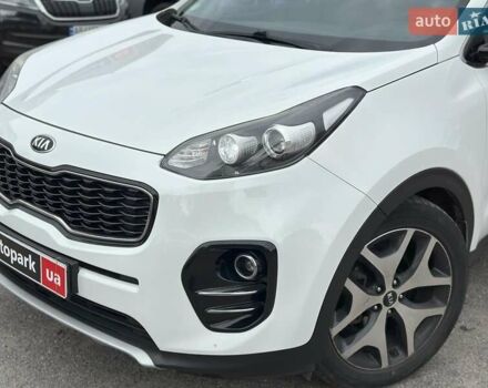 Белый Киа Sportage, объемом двигателя 2 л и пробегом 205 тыс. км за 16670 $, фото 2 на Automoto.ua