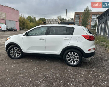 Белый Киа Sportage, объемом двигателя 2.36 л и пробегом 254 тыс. км за 12700 $, фото 20 на Automoto.ua