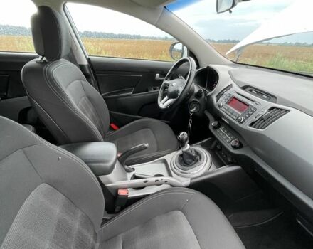 Белый Киа Sportage, объемом двигателя 1.6 л и пробегом 232 тыс. км за 12500 $, фото 11 на Automoto.ua