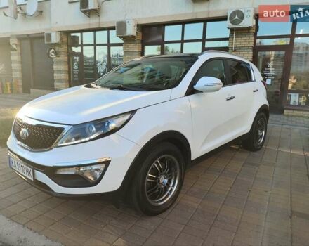 Белый Киа Sportage, объемом двигателя 1.69 л и пробегом 236 тыс. км за 14000 $, фото 4 на Automoto.ua