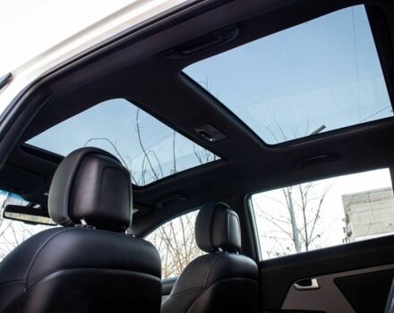 Белый Киа Sportage, объемом двигателя 2 л и пробегом 163 тыс. км за 15700 $, фото 17 на Automoto.ua