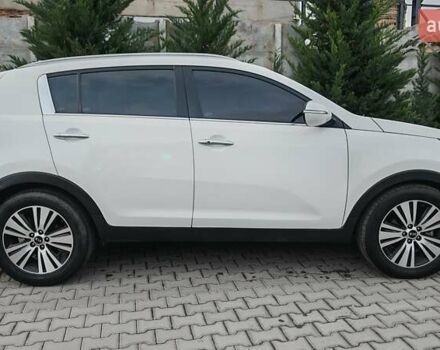 Білий Кіа Sportage, об'ємом двигуна 2 л та пробігом 211 тис. км за 15300 $, фото 7 на Automoto.ua