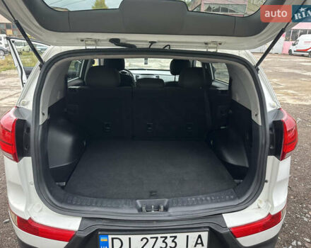 Белый Киа Sportage, объемом двигателя 2.36 л и пробегом 254 тыс. км за 12700 $, фото 31 на Automoto.ua