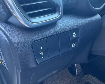 Белый Киа Sportage, объемом двигателя 2 л и пробегом 135 тыс. км за 20100 $, фото 12 на Automoto.ua