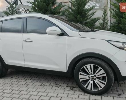 Білий Кіа Sportage, об'ємом двигуна 2 л та пробігом 211 тис. км за 15300 $, фото 9 на Automoto.ua