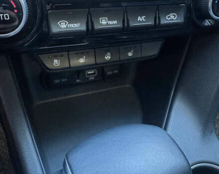 Белый Киа Sportage, объемом двигателя 2 л и пробегом 135 тыс. км за 20100 $, фото 19 на Automoto.ua