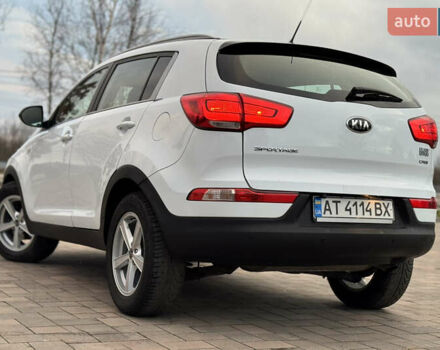Белый Киа Sportage, объемом двигателя 1.7 л и пробегом 142 тыс. км за 14999 $, фото 5 на Automoto.ua